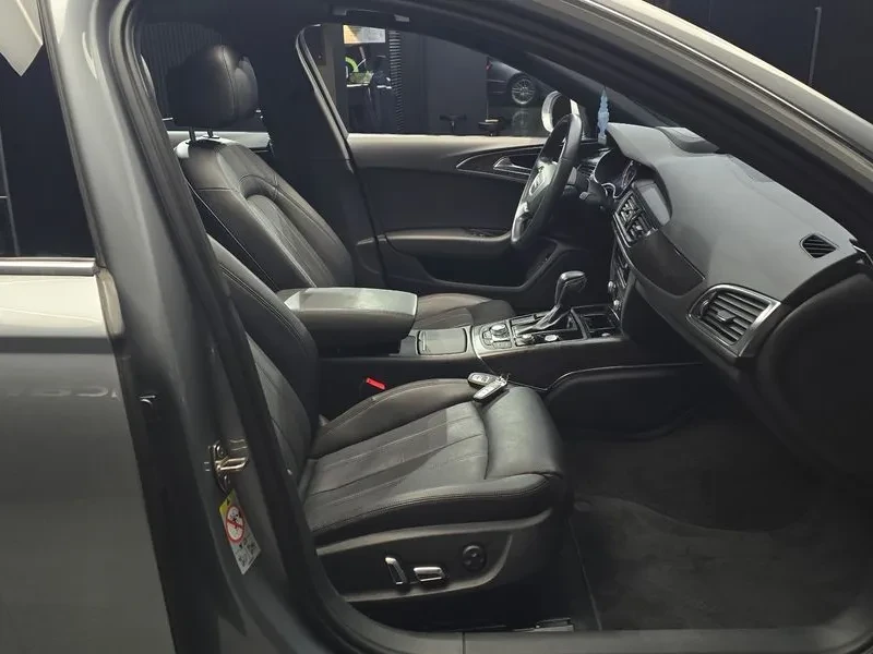 Audi A6 2.0 TDI, снимка 11 - Автомобили и джипове - 54147918