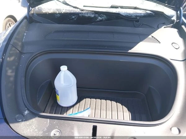 Tesla Model Y LONG RANGE DUAL MOTOR ALL-WHEEL DRIVE, снимка 3 - Автомобили и джипове - 56116091