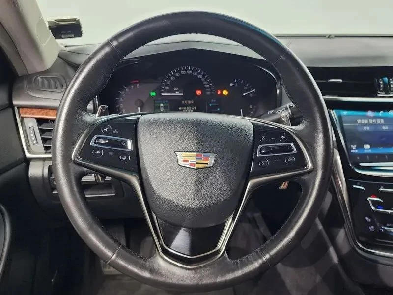 Cadillac Cts, снимка 13 - Автомобили и джипове - 56690507