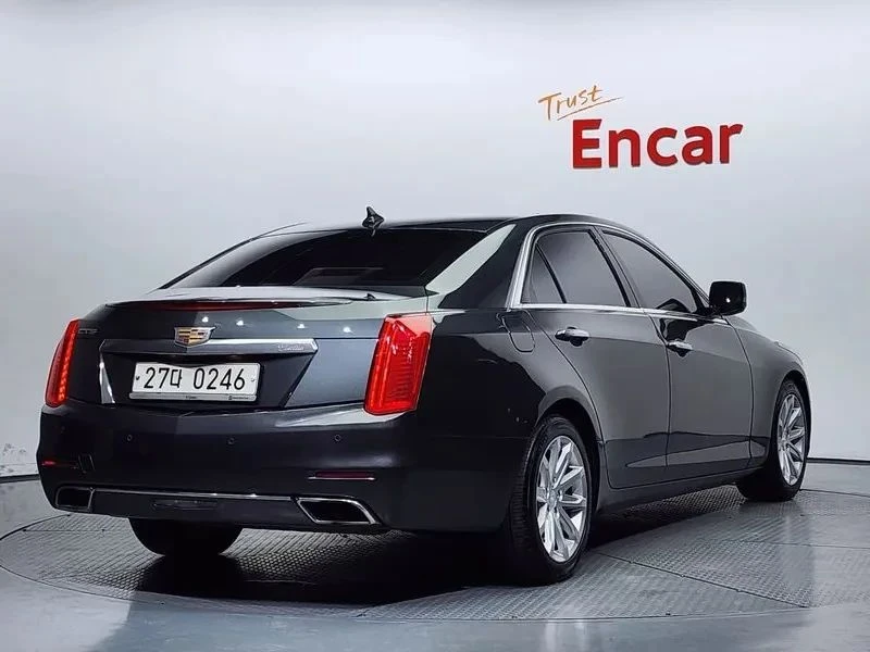 Cadillac Cts, снимка 2 - Автомобили и джипове - 56690507