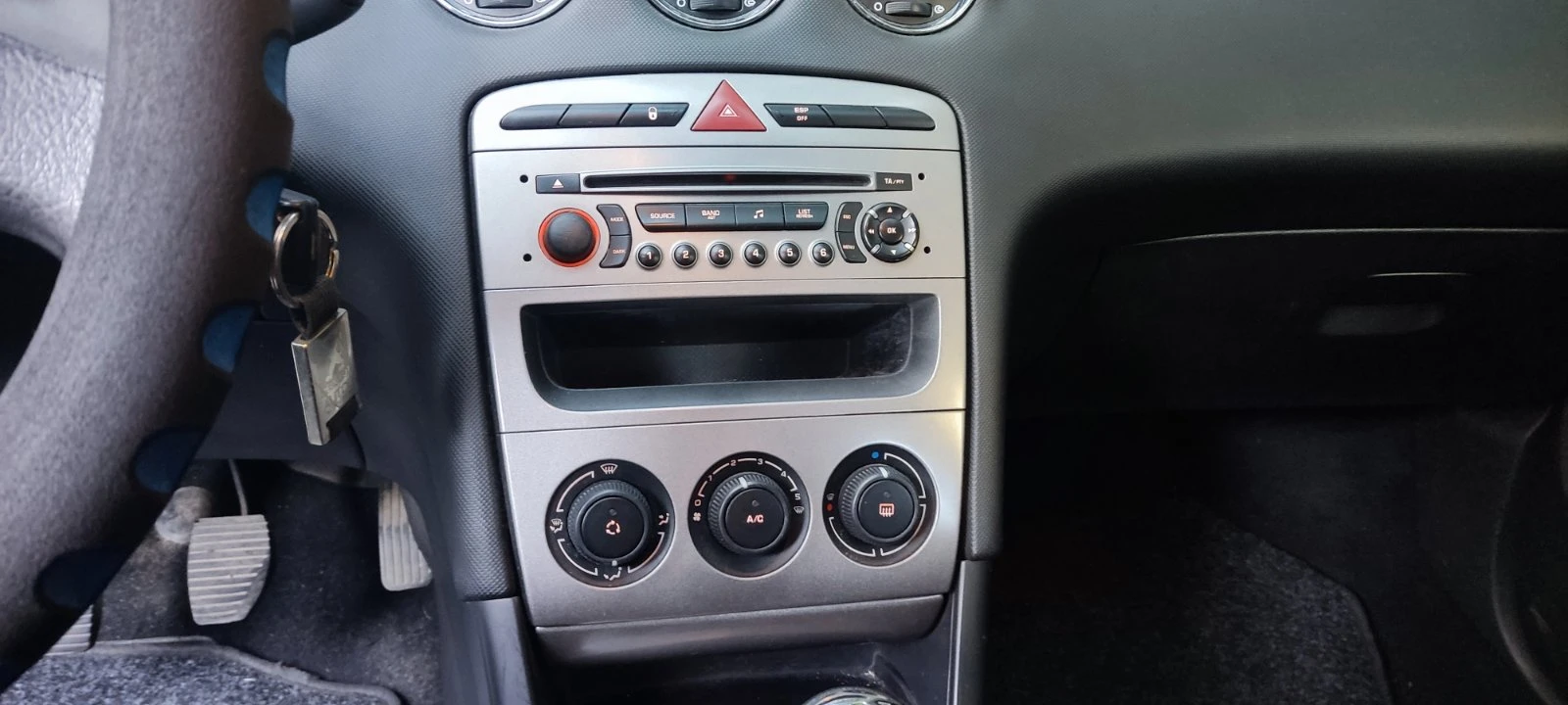 Peugeot 308 SW - изображение 4