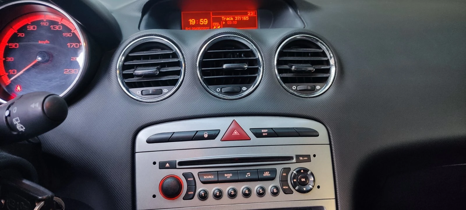 Peugeot 308 SW - изображение 3
