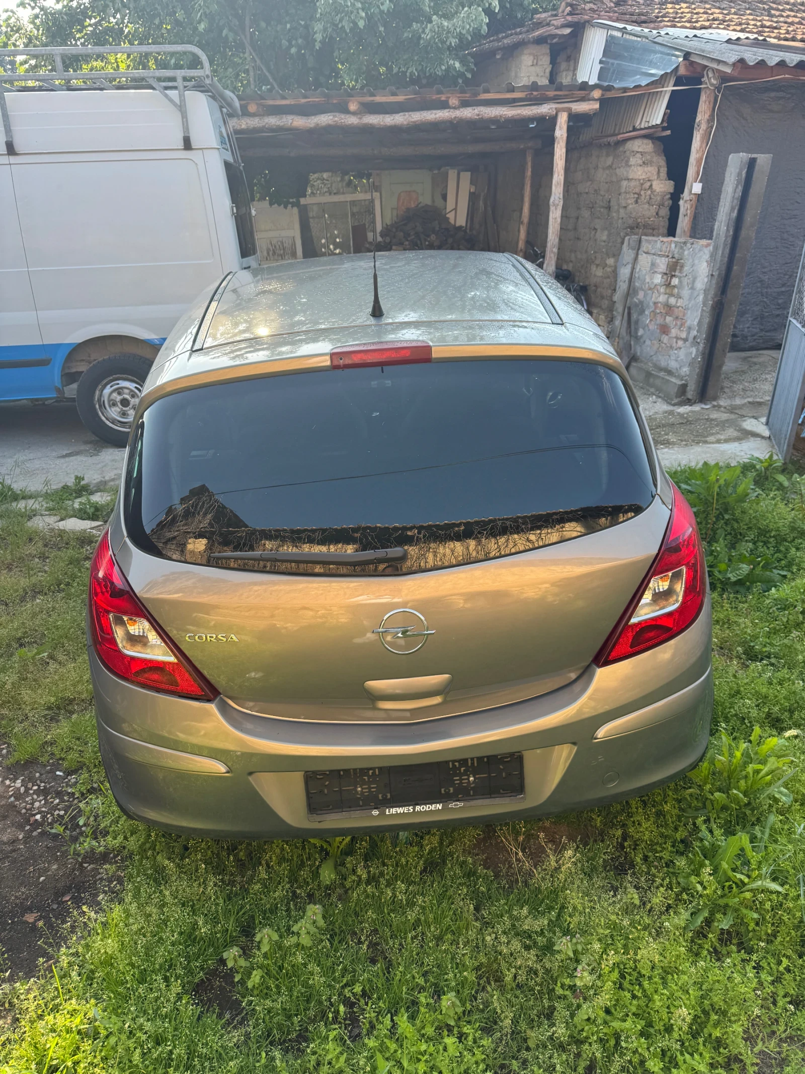 Opel Corsa  - изображение 5