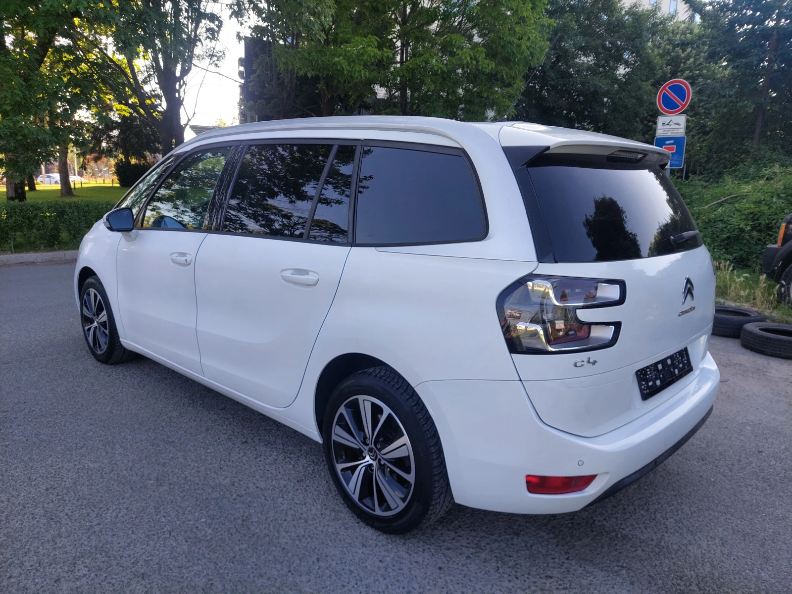 Citroen C4 Picasso 1, 6d 120ps 7 места - изображение 4