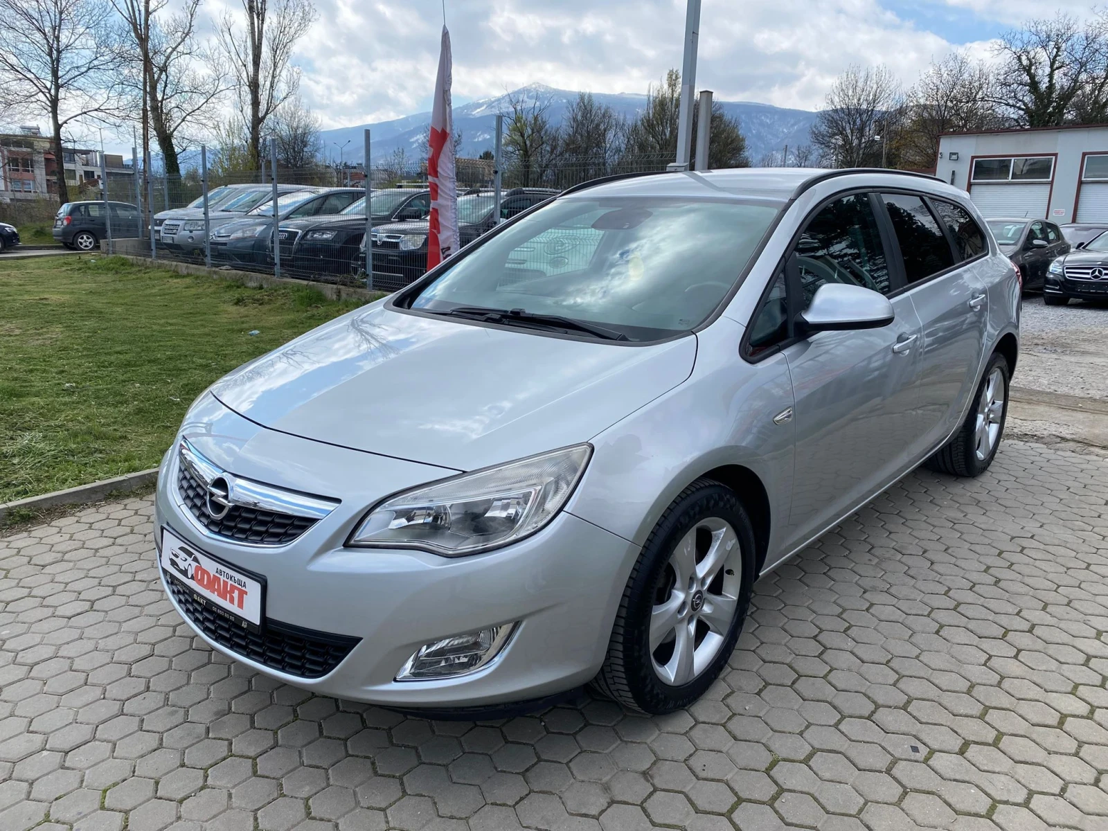 Opel Astra 2.0CDTi/ABTOMAT/ | Mobile.bg   1