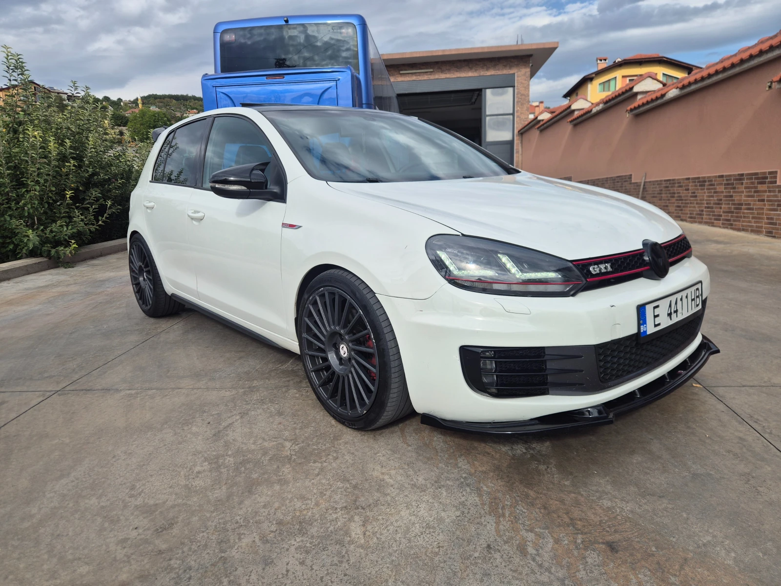 VW Golf GTI | Mobile.bg   1
