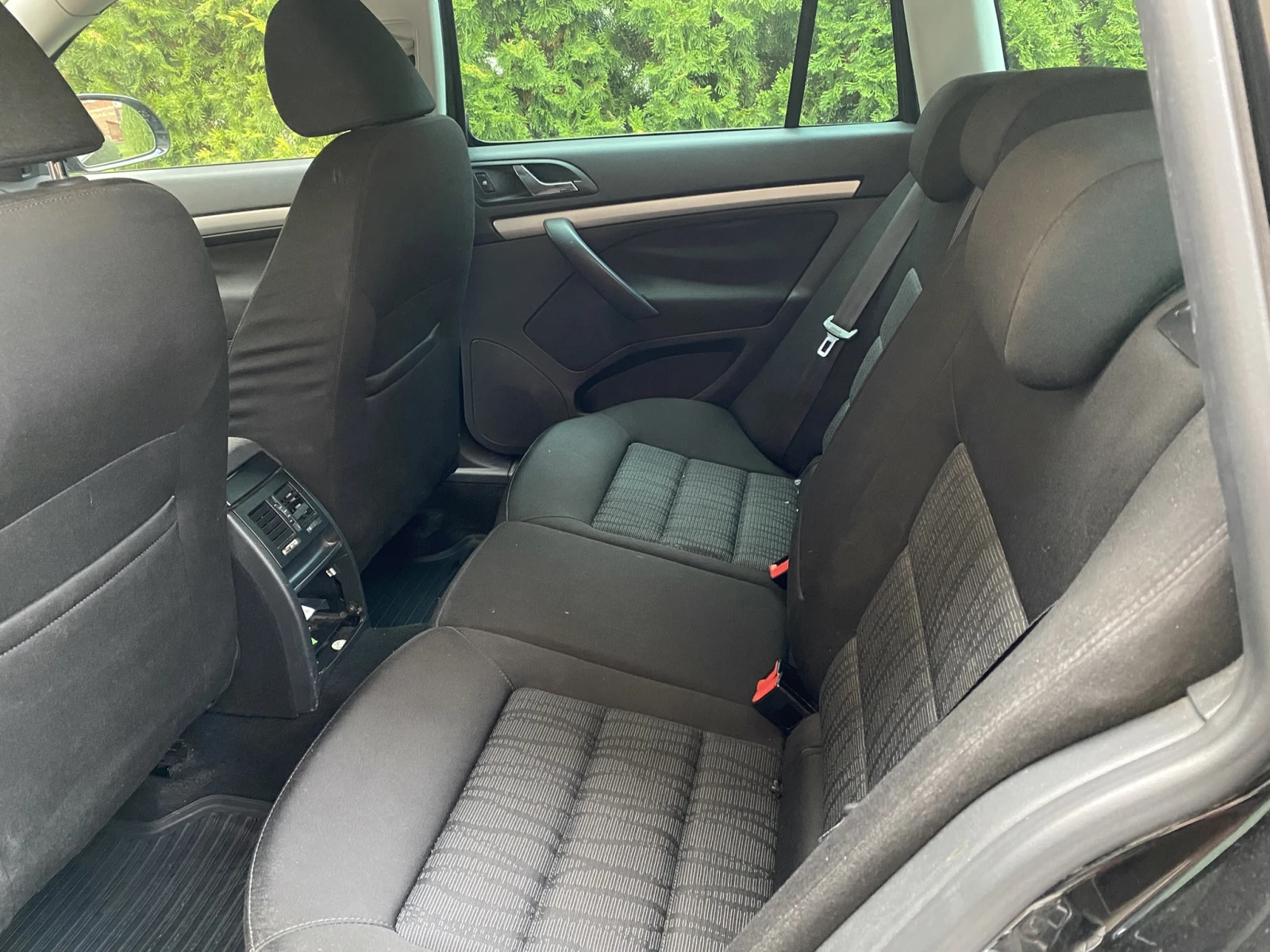 Skoda Octavia 1.6 TDI  - изображение 10