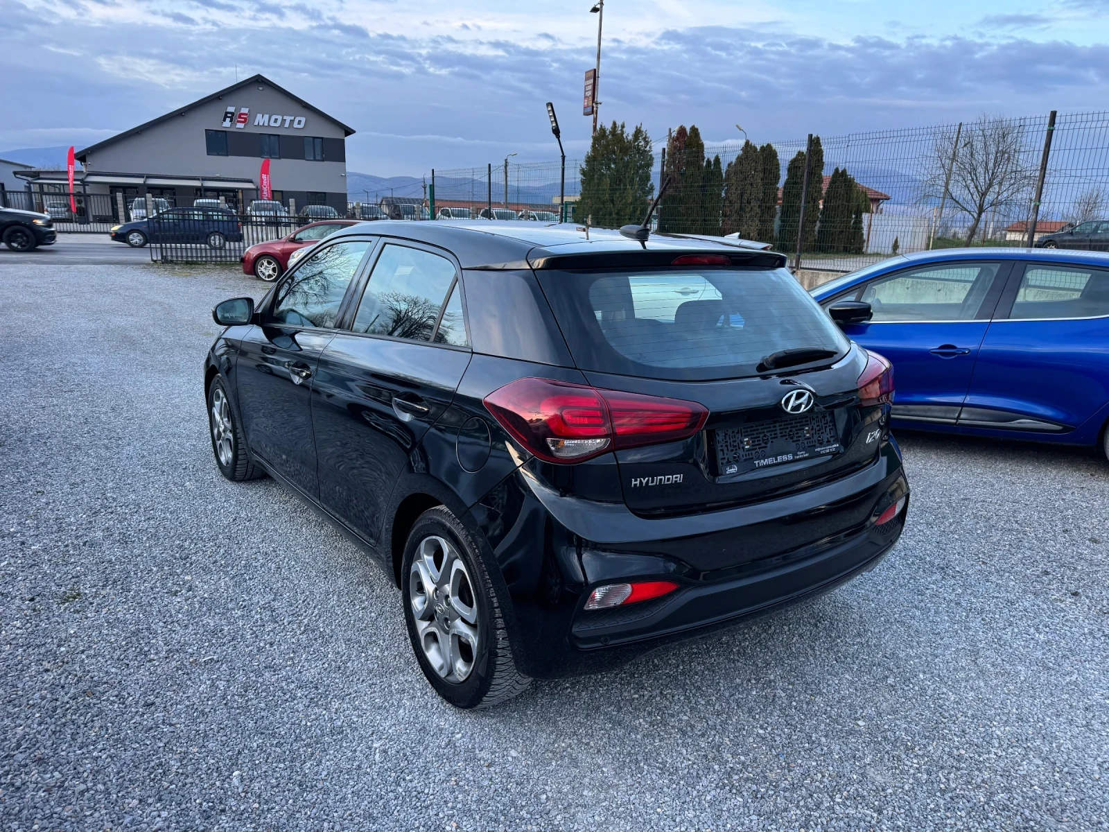 Hyundai I20 1.2i Facelift!! Camera!! Euro 6!!, снимка 4 - Автомобили и джипове - 54039154