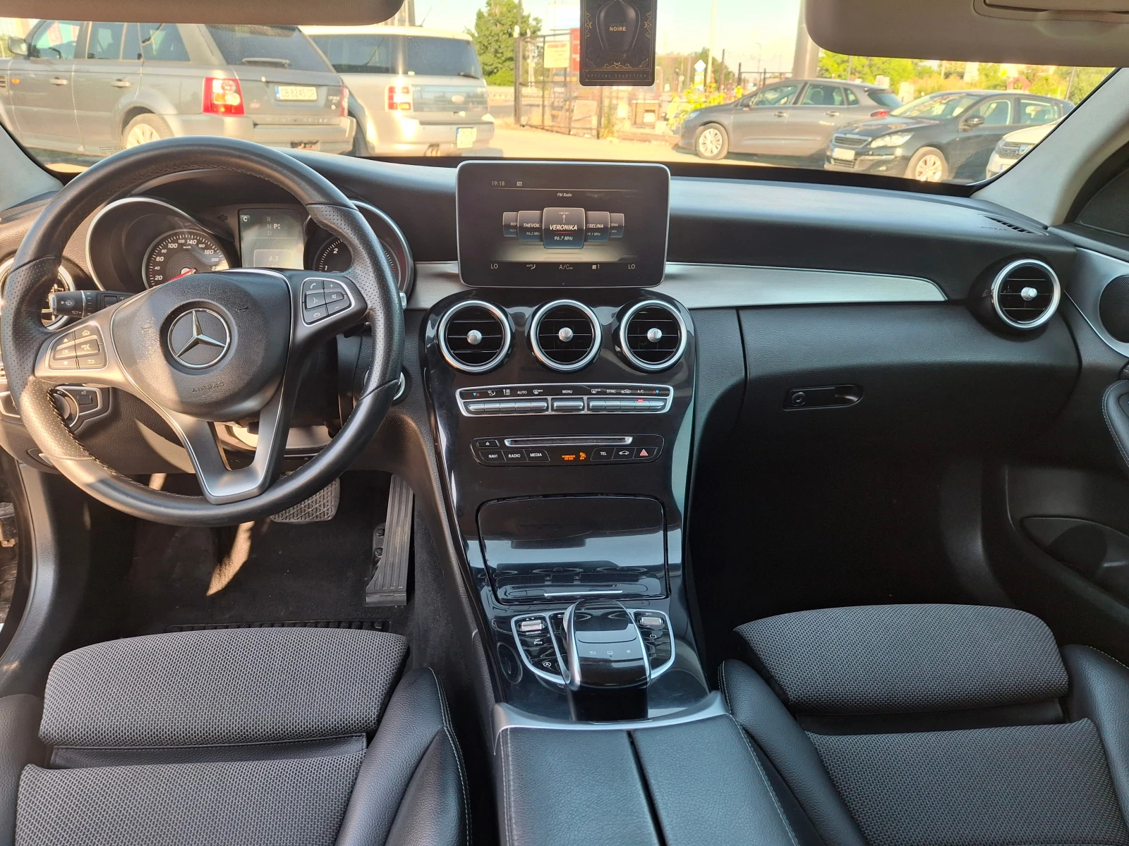 Mercedes-Benz C 220 AMG FULL , снимка 8 - Автомобили и джипове - 55095687