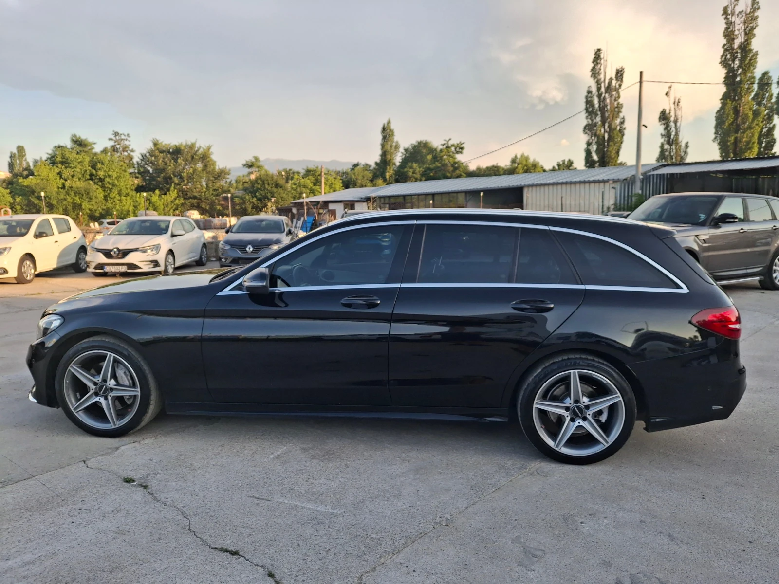 Mercedes-Benz C 220 AMG FULL , снимка 6 - Автомобили и джипове - 55095687