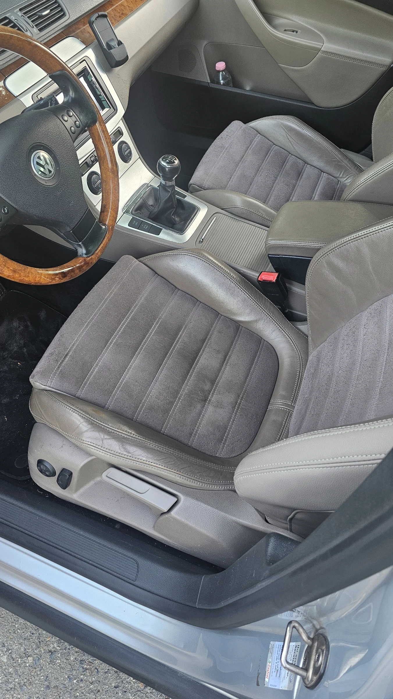 VW Passat 2.0 tdi 140кс , 8 клапана, снимка 12 - Автомобили и джипове - 55137782