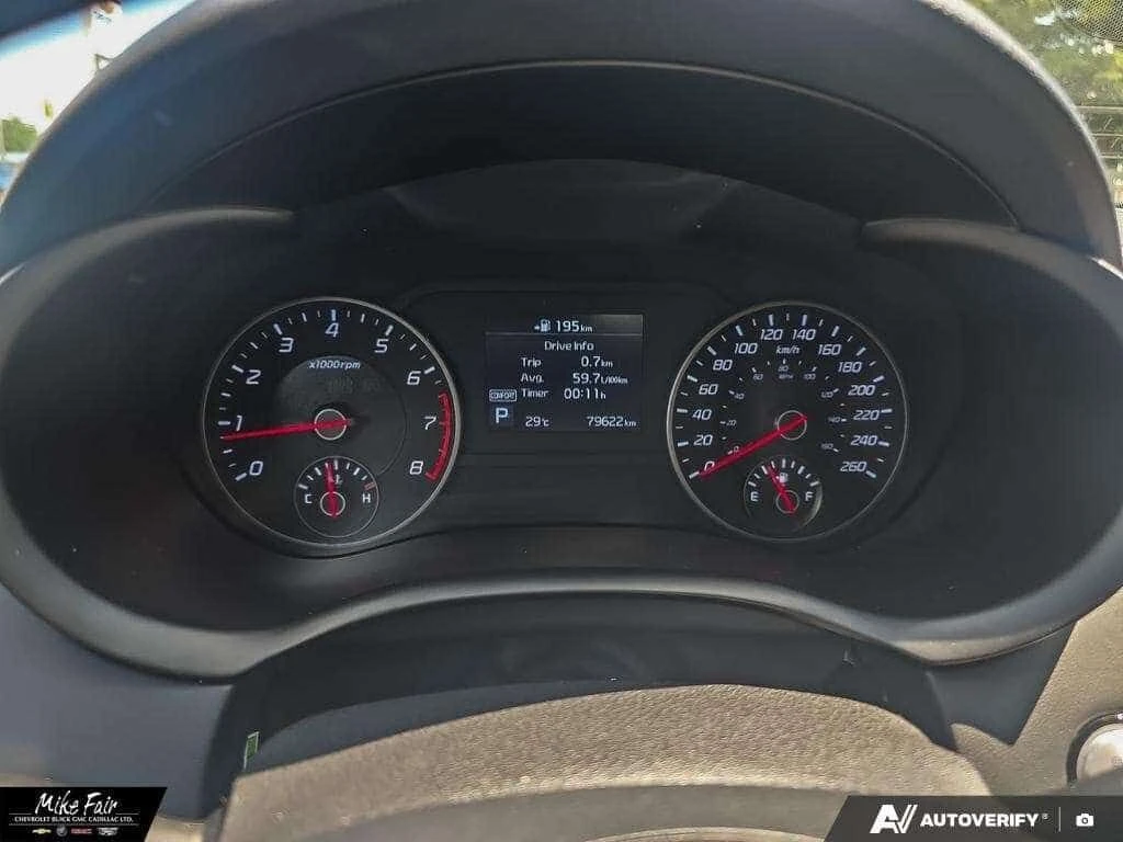 Kia Stinger * GT Line AWD * CARFAX * ЦЕНА ДО БГ, снимка 14 - Автомобили и джипове - 55343501