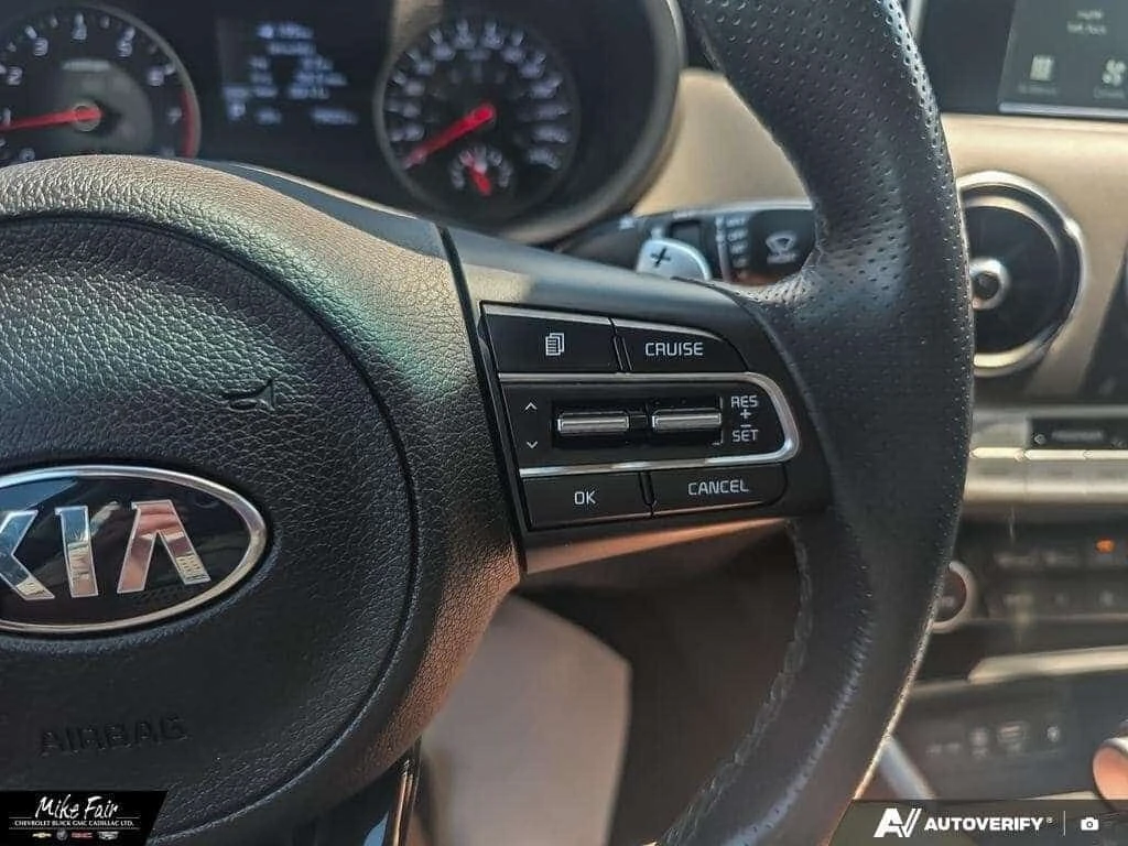 Kia Stinger * GT Line AWD * CARFAX * ЦЕНА ДО БГ, снимка 15 - Автомобили и джипове - 55343501