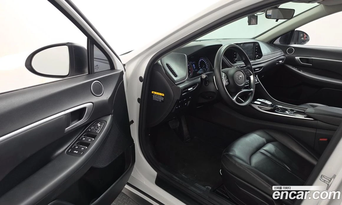 Hyundai Sonata 2.0 LPG(rental car) Style, снимка 13 - Автомобили и джипове - 55839978