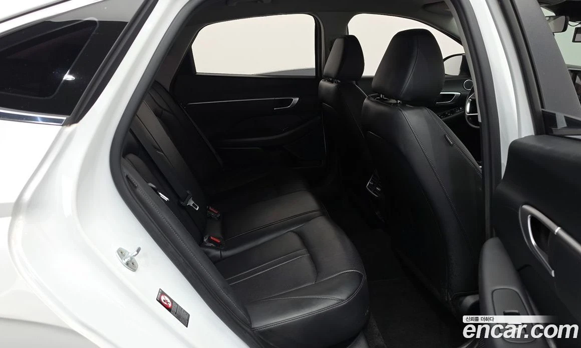 Hyundai Sonata 2.0 LPG(rental car) Style, снимка 17 - Автомобили и джипове - 55839978