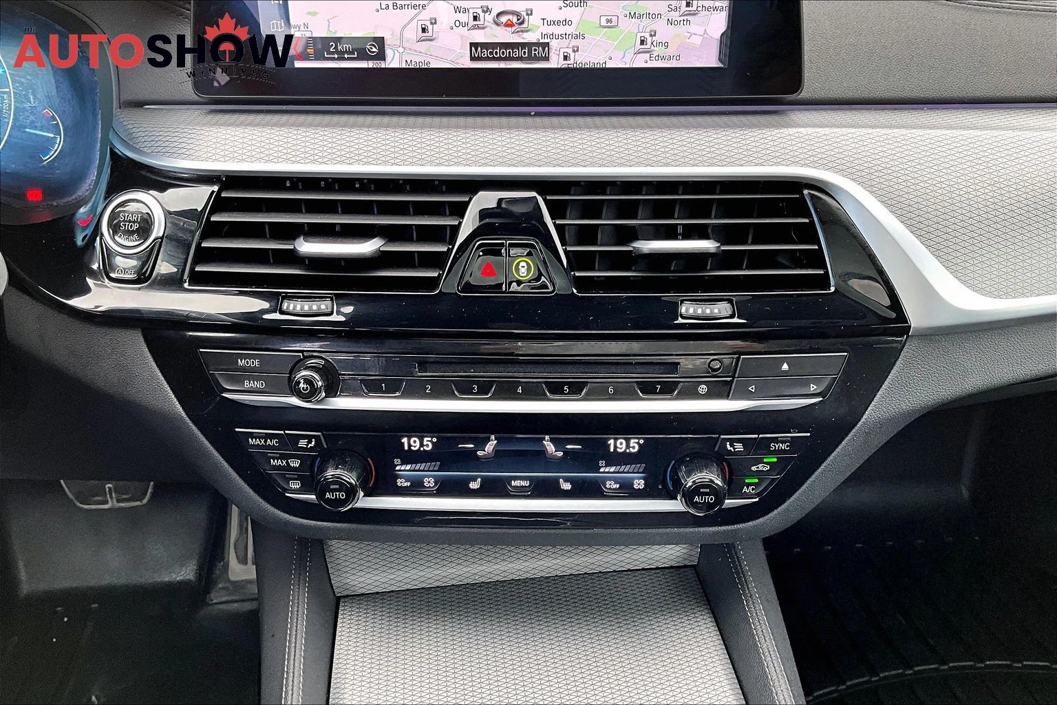 BMW 540 БЕЗ ПЪРВОНАЧАЛНА ВНОСКА!/360/HARMAN/HUD/, снимка 14 - Автомобили и джипове - 56299986