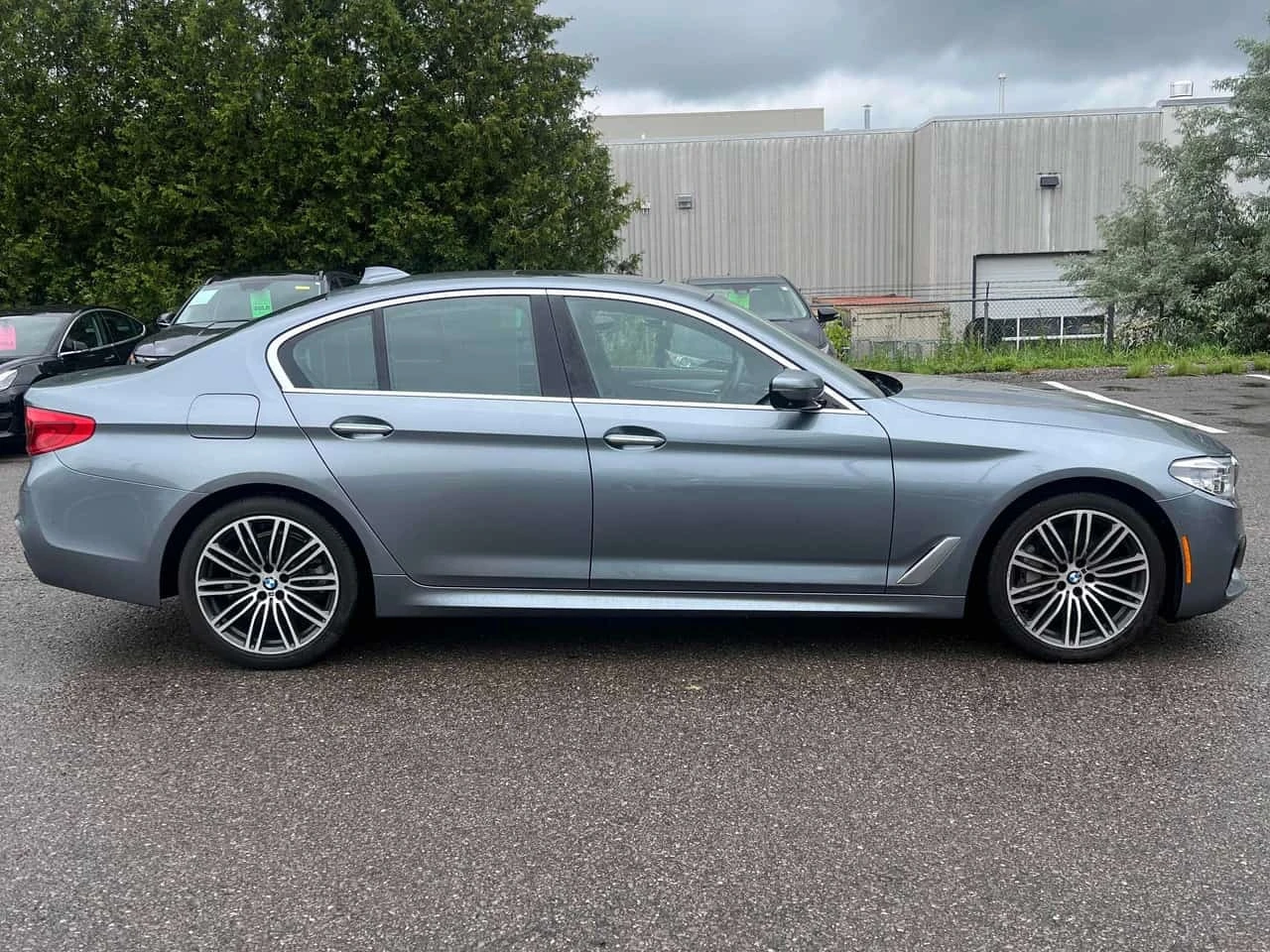 BMW 530 * 530i xDrive * CARFAX * , снимка 3 - Автомобили и джипове - 56309679
