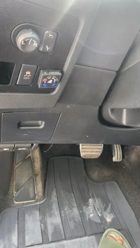 Nissan Qashqai 2.0i   | Mobile.bg    11