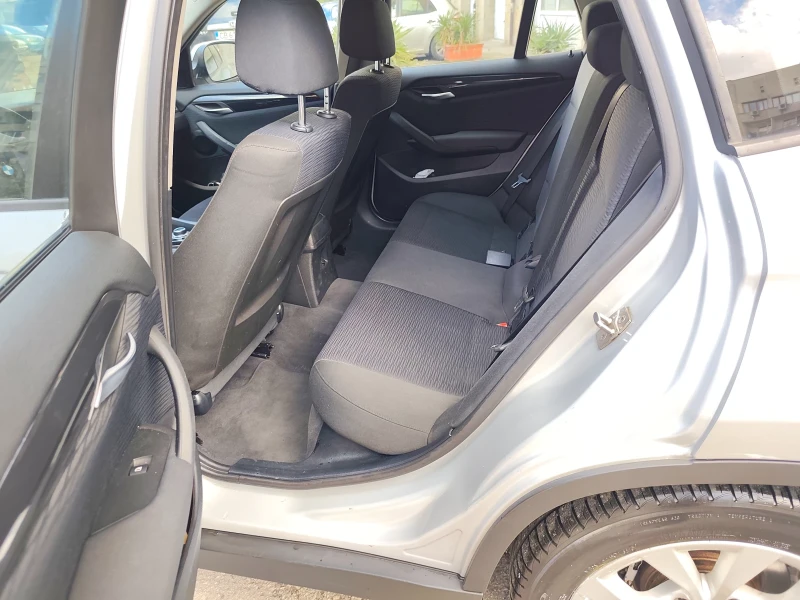 BMW X1 xDrive !АВТОМАТИК!* КЛИМАТРОНИК* !НАВИ! FULL !ТОП!, снимка 13 - Автомобили и джипове - 52517759