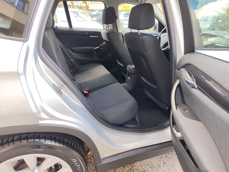 BMW X1 xDrive !АВТОМАТИК!* КЛИМАТРОНИК* !НАВИ! FULL !ТОП!, снимка 12 - Автомобили и джипове - 52517759