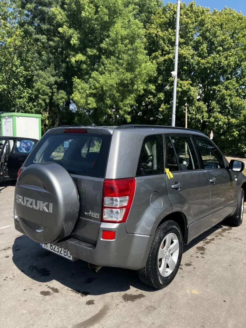 Suzuki Grand vitara 1.9DDiS, снимка 5 - Автомобили и джипове - 46885598