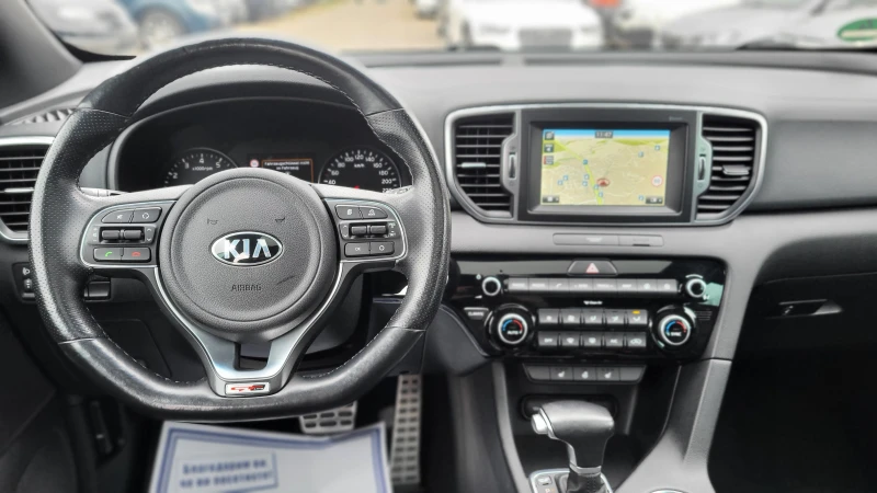 Kia Sportage 1.6i, снимка 9 - Автомобили и джипове - 49136989