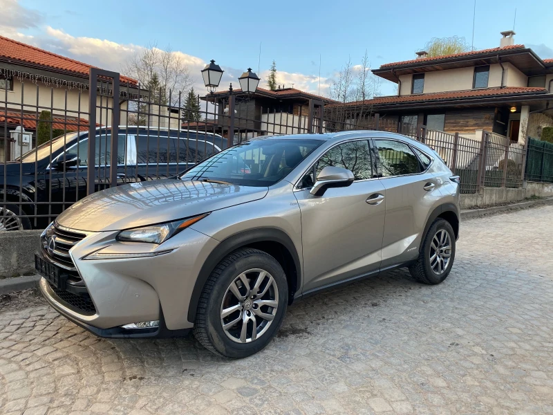 Lexus NX 300h, снимка 1 - Автомобили и джипове - 49497891