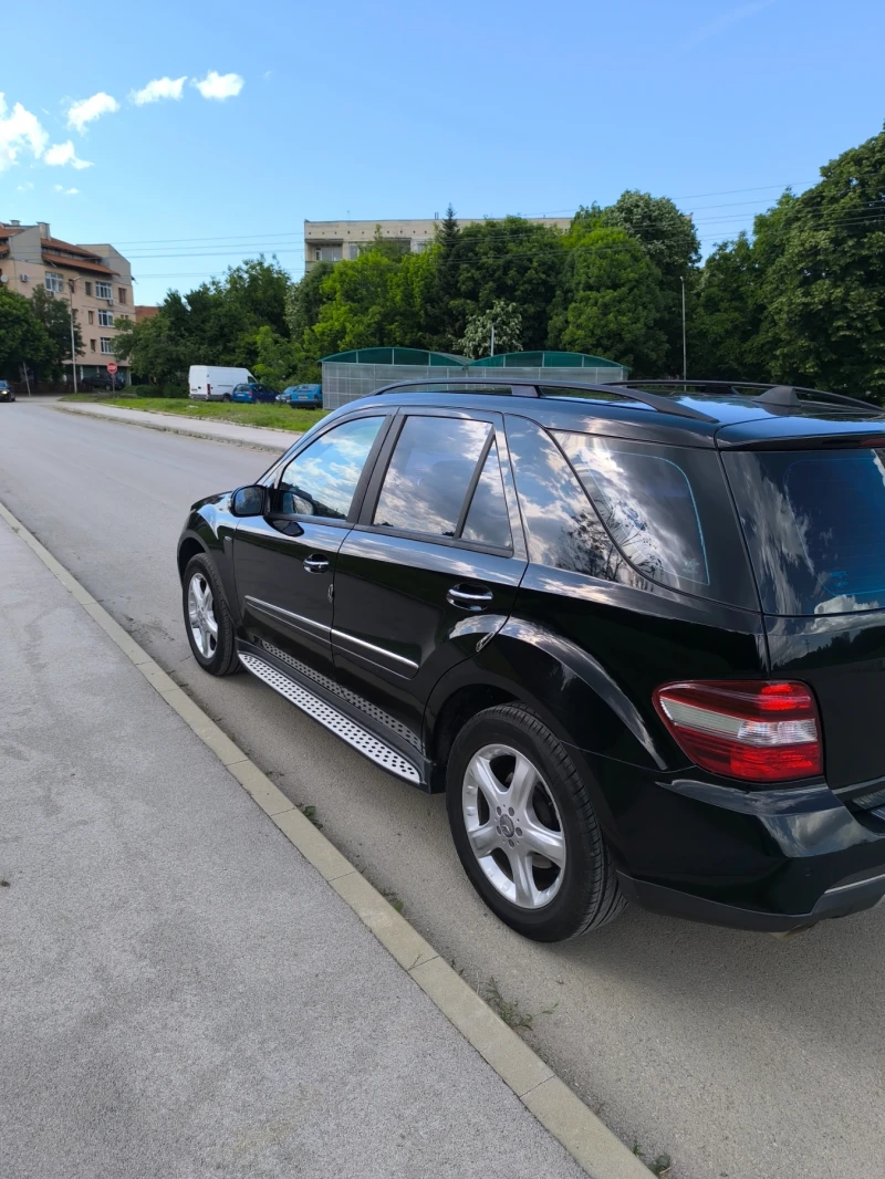 Mercedes-Benz ML 320, снимка 5 - Автомобили и джипове - 51968653