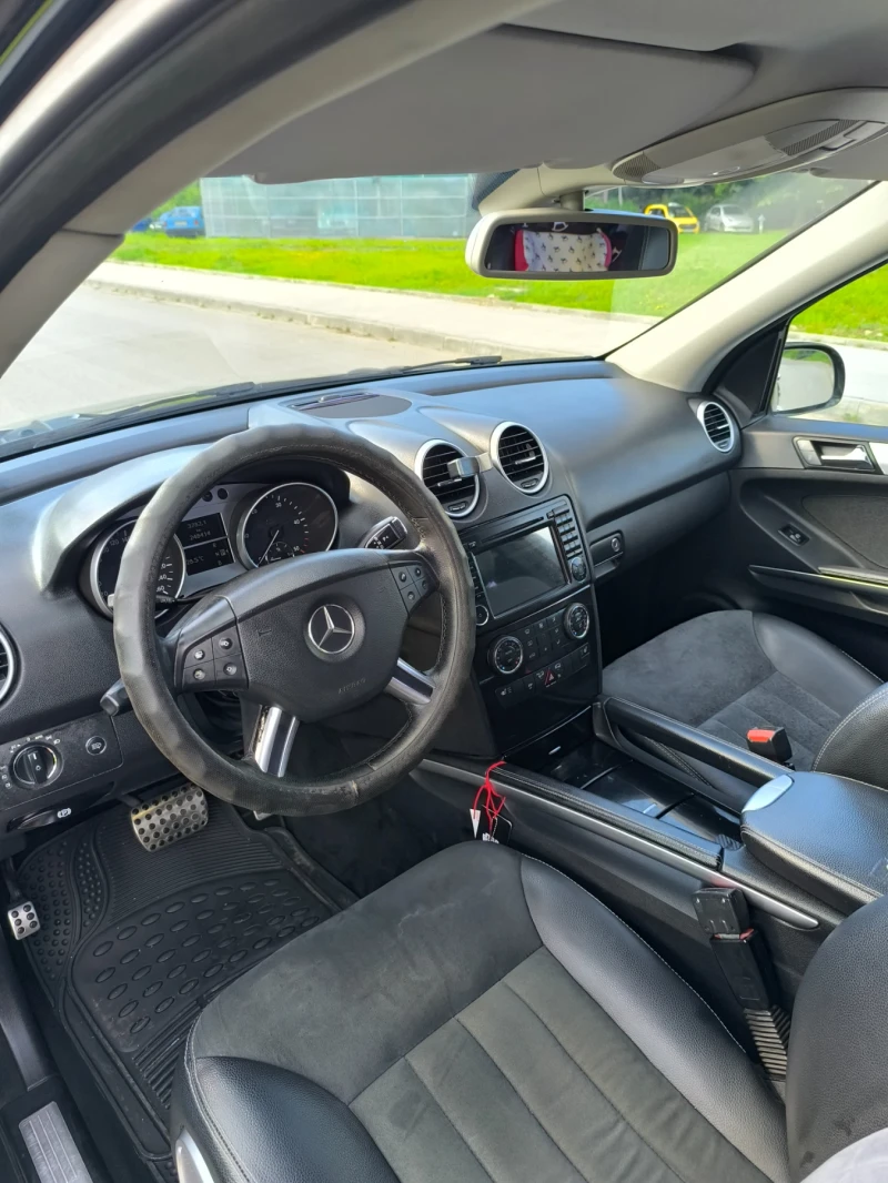 Mercedes-Benz ML 320, снимка 15 - Автомобили и джипове - 51968653