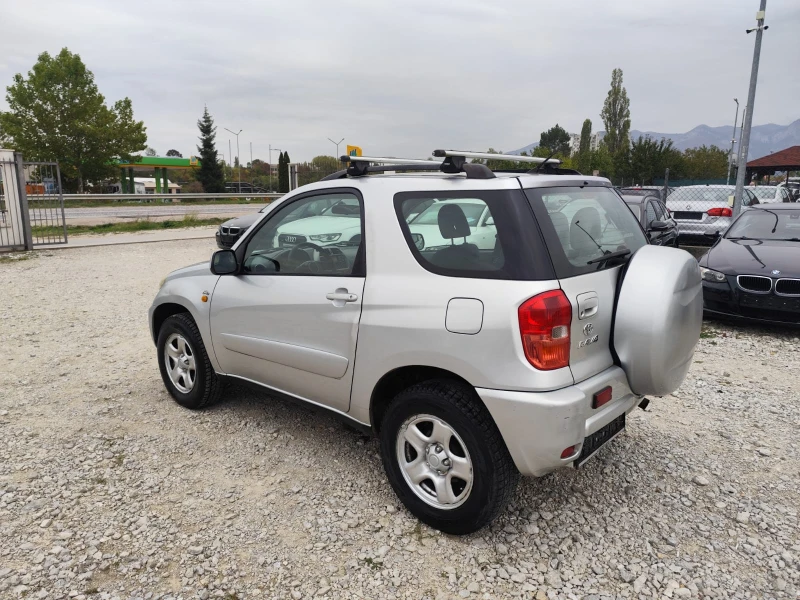 Toyota Rav4 2.0 дизел, снимка 8 - Автомобили и джипове - 52175585