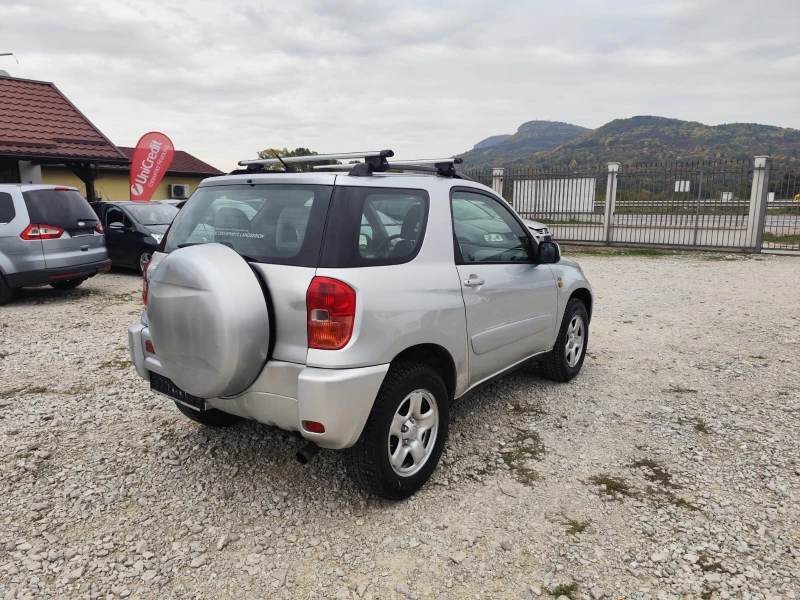 Toyota Rav4 2.0 дизел, снимка 5 - Автомобили и джипове - 52175585