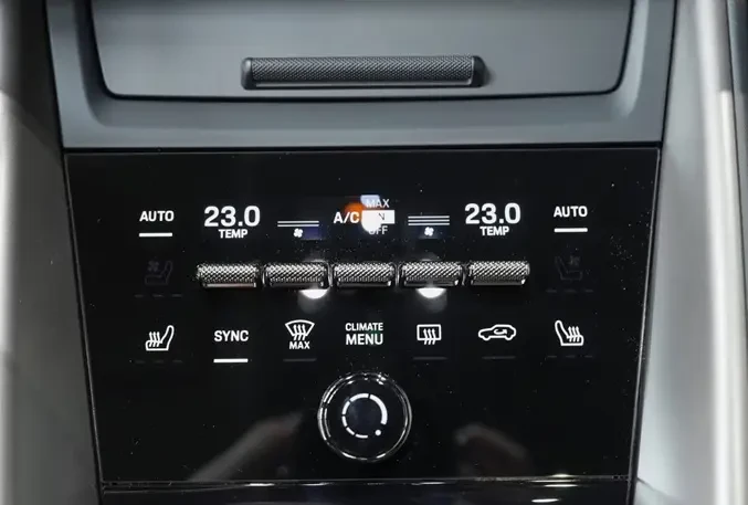 Porsche Macan Turbo = Sport Chrono = Гаранция, снимка 10 - Автомобили и джипове - 55085537