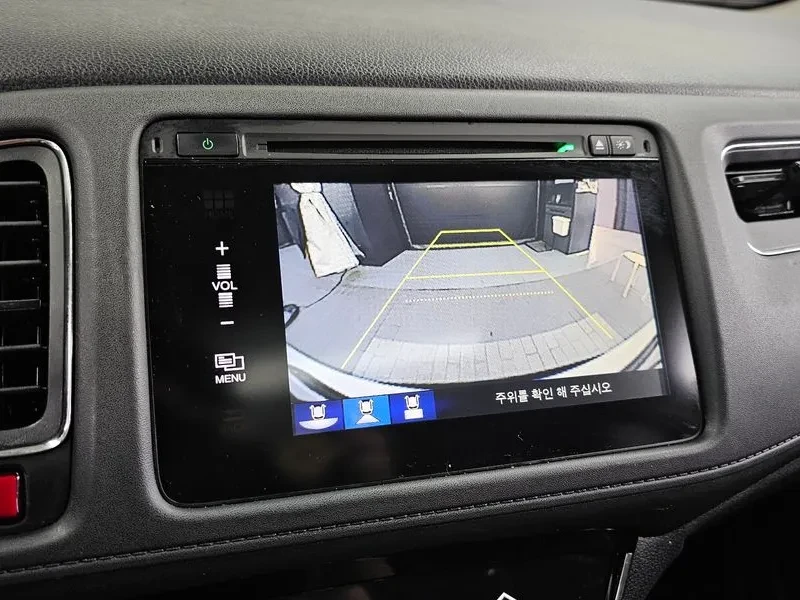 Honda Hr-v 1.8, снимка 15 - Автомобили и джипове - 55352128
