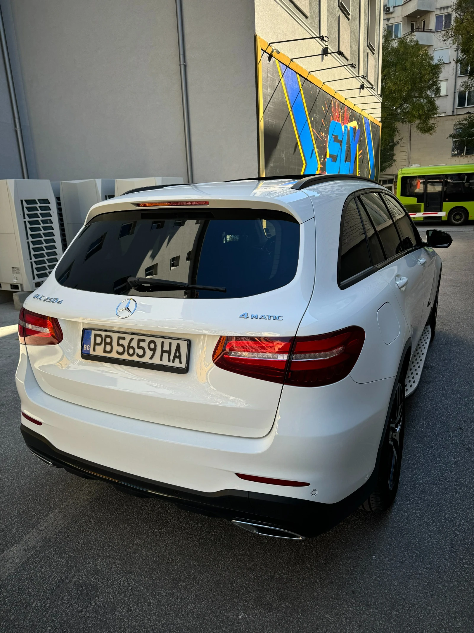 Mercedes-Benz GLC 250 4MATIC - изображение 4