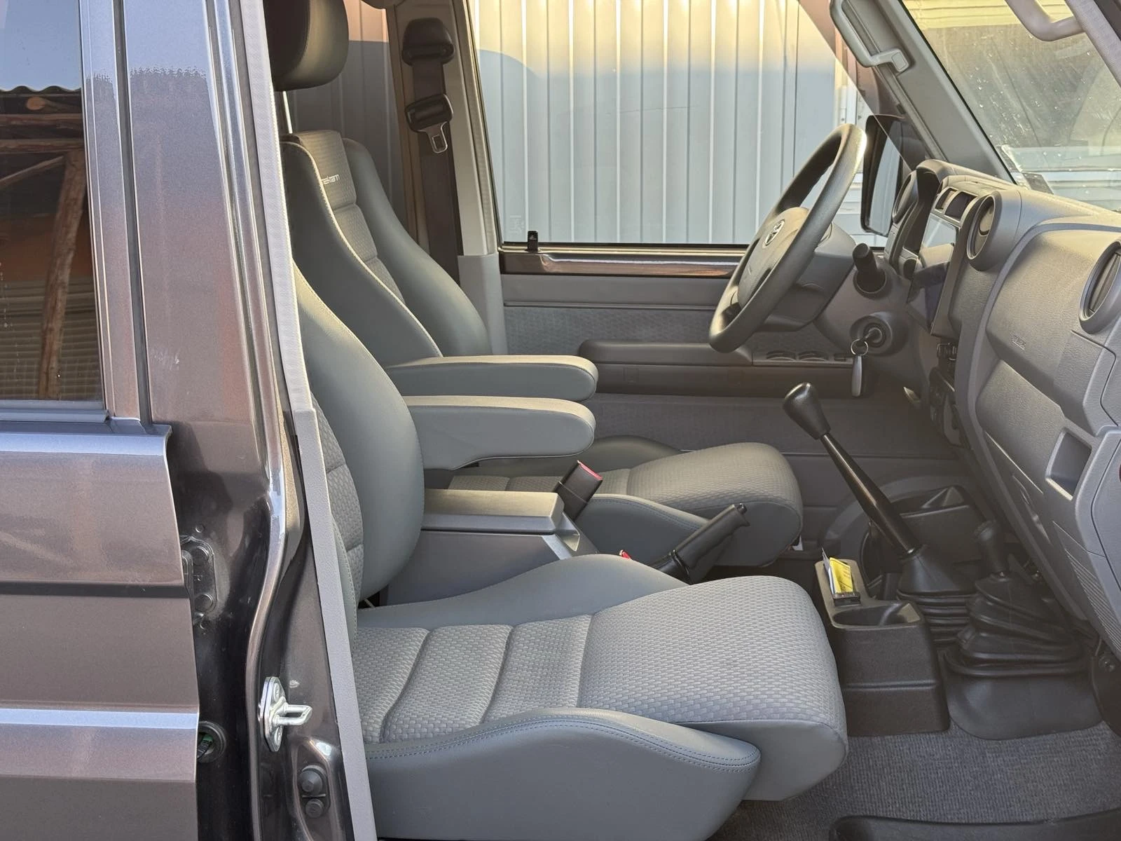 Toyota Land cruiser GRJ76 - изображение 10