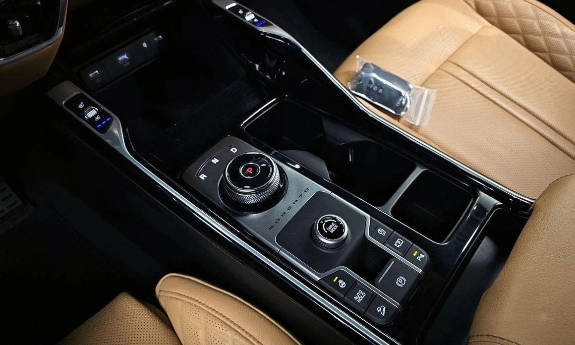 Kia Sorento Gasoline 2.5T 2WD Gravity - изображение 9