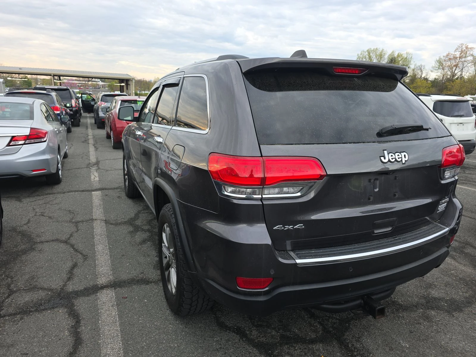Jeep Grand cherokee 3.6* V6* 8ZF* ПОДГРЕВ* КАМЕРА* КЕЙЛЕС* LANE* ASSIS, снимка 4 - Автомобили и джипове - 54139116
