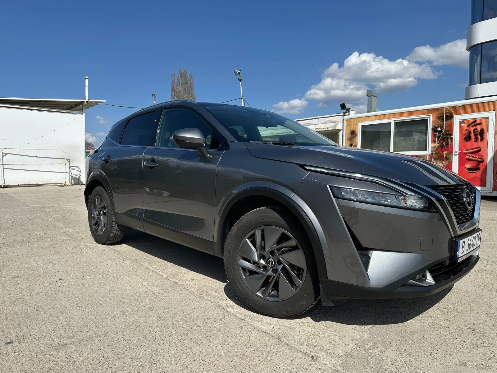 Nissan Qashqai N-Connecta, снимка 6 - Автомобили и джипове - 54227834