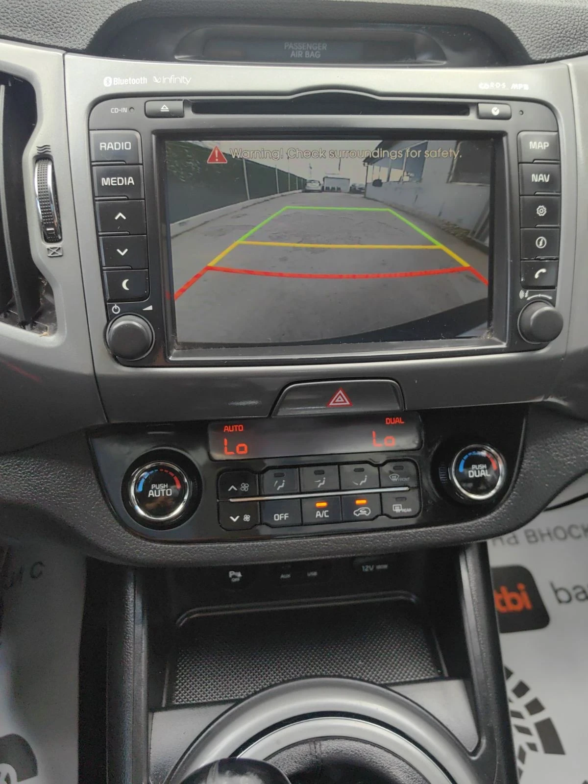 Kia Sportage 1, 6i-135к.с ECO LPG Панорама Навигация, снимка 11 - Автомобили и джипове - 54227811