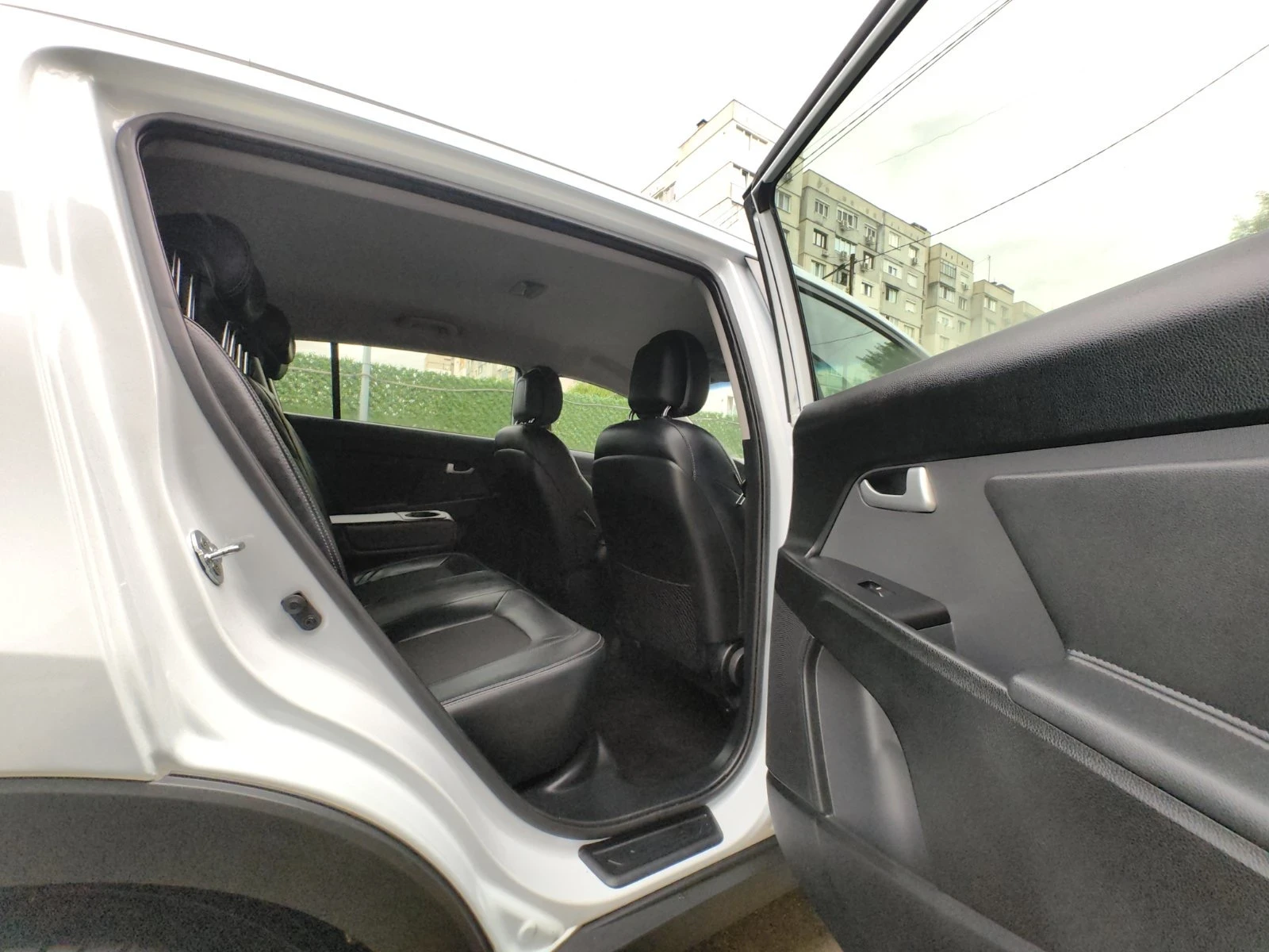 Kia Sportage 1, 6i-135к.с ECO LPG Камера, снимка 13 - Автомобили и джипове - 54227811