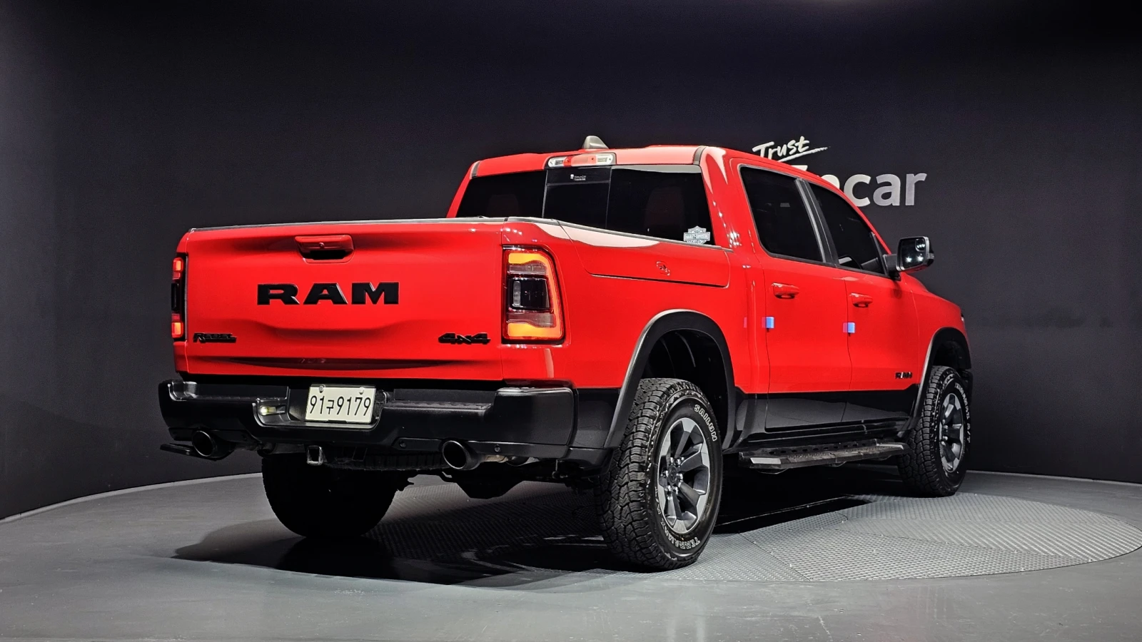 Dodge RAM 1500 2020* REBEL* FULL* 5.7 HEMI* 64824 KM* КРАЙНА ЦЕНА, снимка 3 - Автомобили и джипове - 54596368