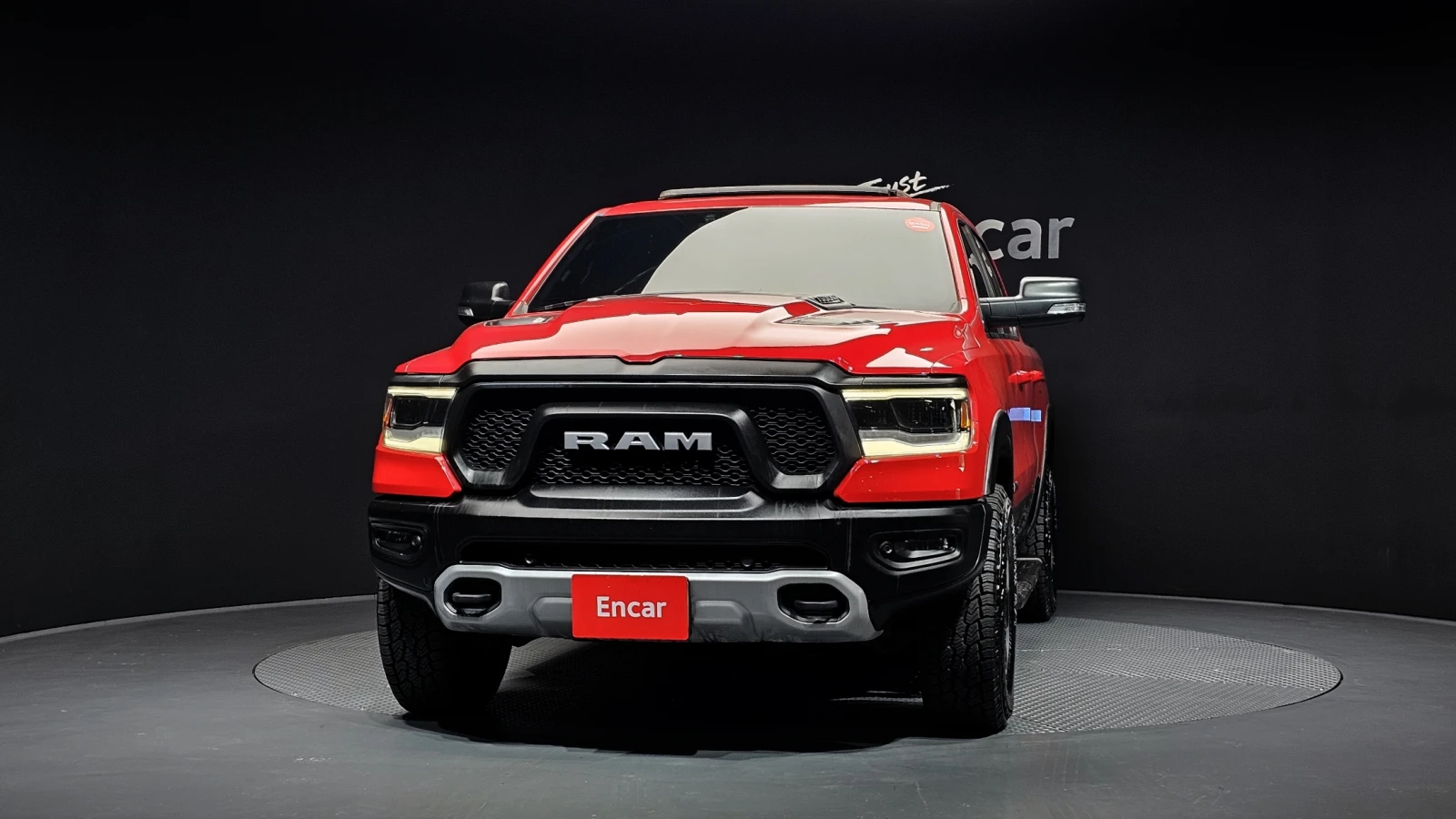 Dodge RAM 1500 2020* REBEL* FULL* 5.7 HEMI* 64824 KM* КРАЙНА ЦЕНА, снимка 2 - Автомобили и джипове - 54596368