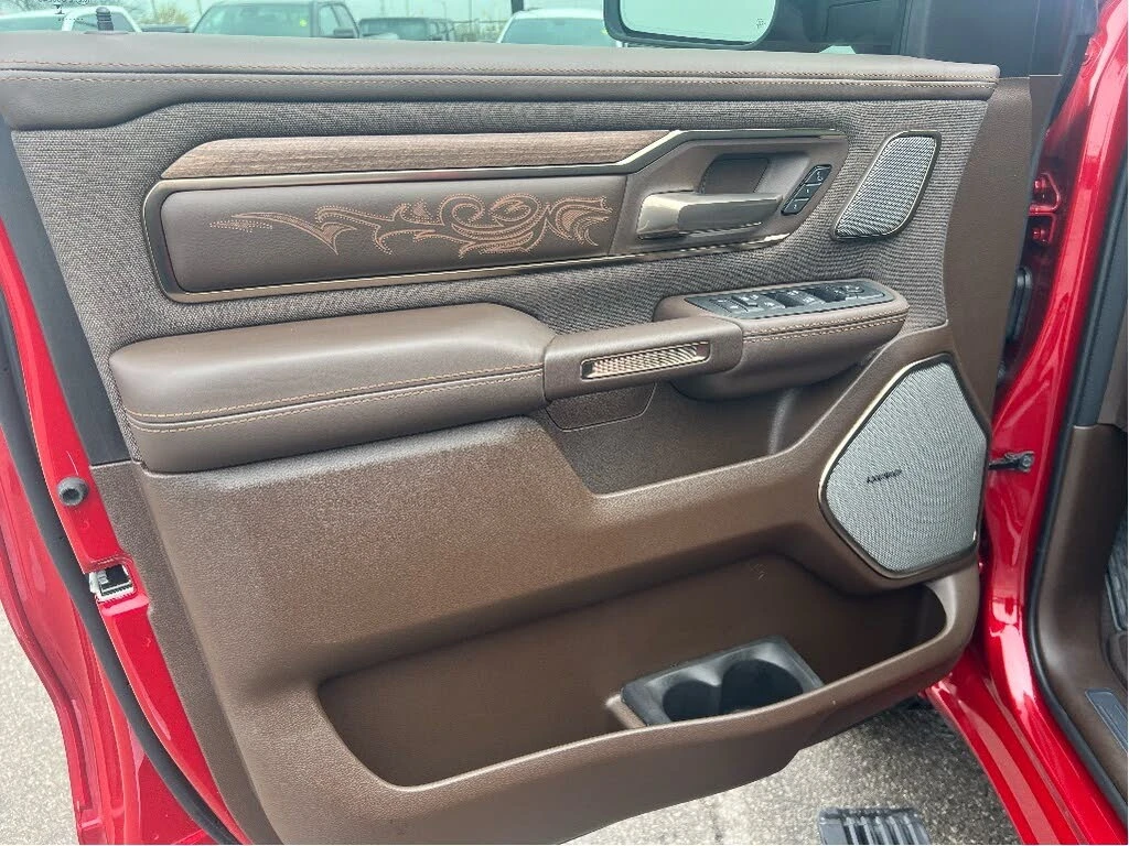 Dodge RAM 1500 Limited Longhorn Crew Cab 4WD, снимка 10 - Автомобили и джипове - 54611885