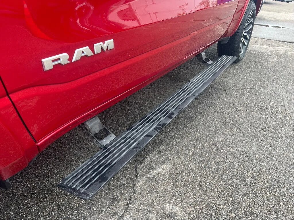 Dodge RAM 1500 Limited Longhorn Crew Cab 4WD, снимка 4 - Автомобили и джипове - 54611885