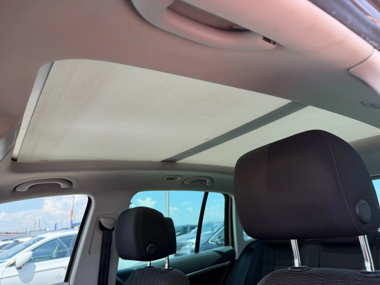 VW Tiguan 2.0TDI 4MOTION/AVTOMAT/NAVI/PANORAMA EURO 5, снимка 14 - Автомобили и джипове - 55101700