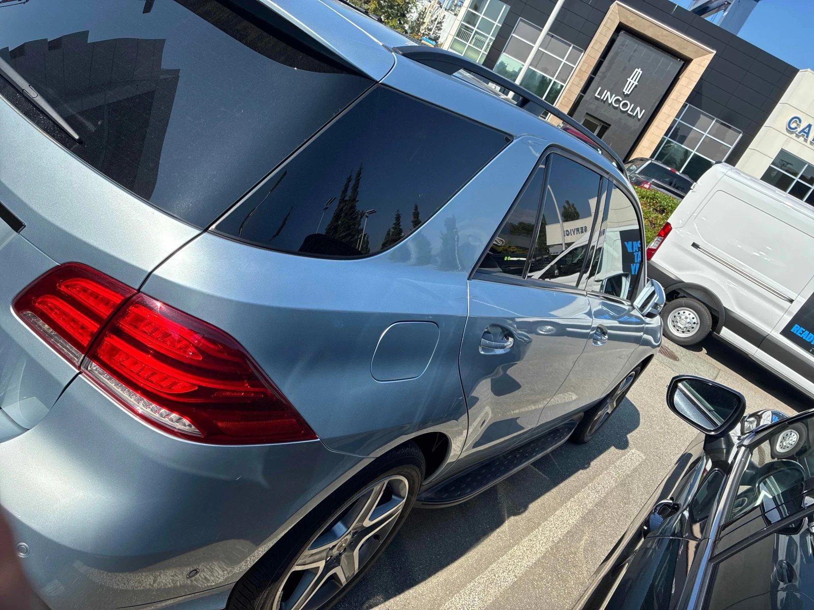 Mercedes-Benz GLE * 400 * CARFAX * ОПЦИЯ ЗА ФИНАНСИРАНЕ , снимка 3 - Автомобили и джипове - 55850111