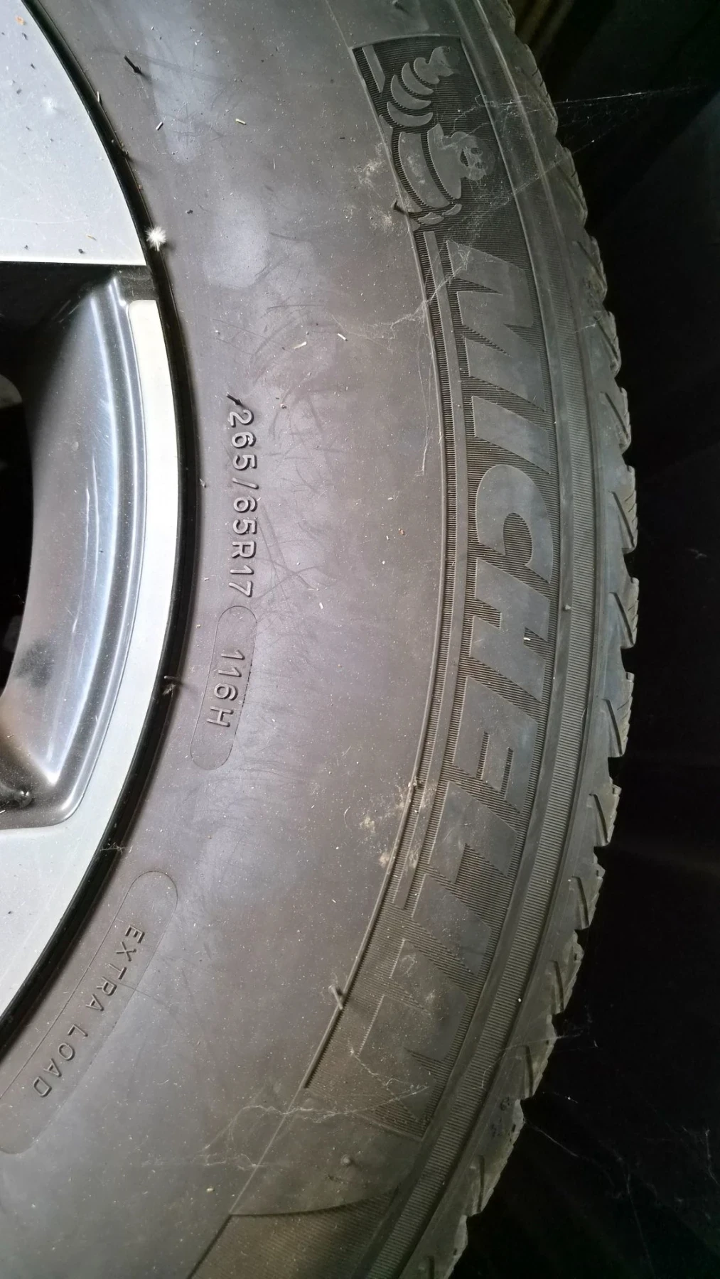 Toyota Hilux Джанти с гуми, снимка 3 - Автомобили и джипове - 56218636