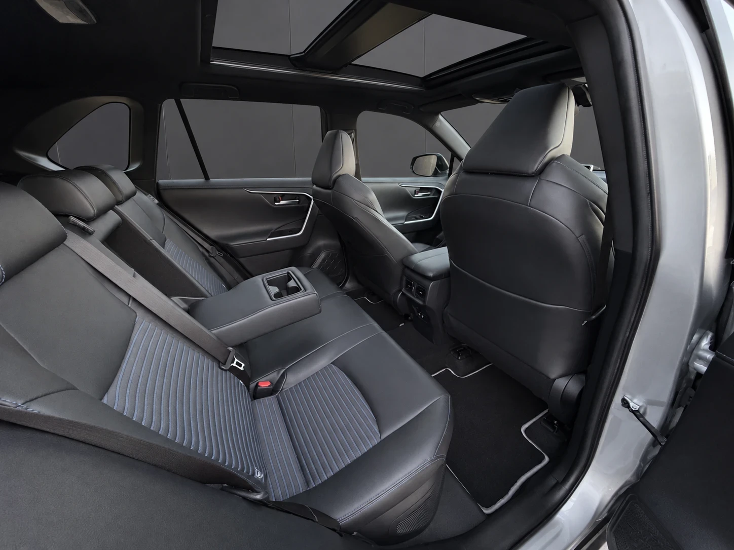 Toyota Rav4 Hibrid= 4x4= ��������= ����������= 360 View | Mobile.bg � ����������� 14