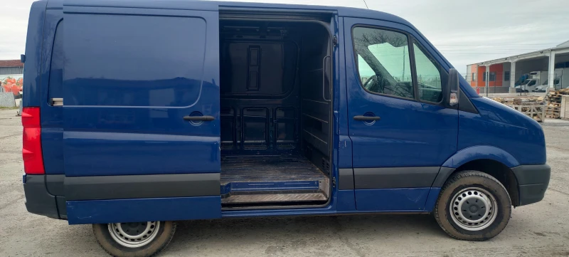 VW Crafter, снимка 11 - Бусове и автобуси - 48863423