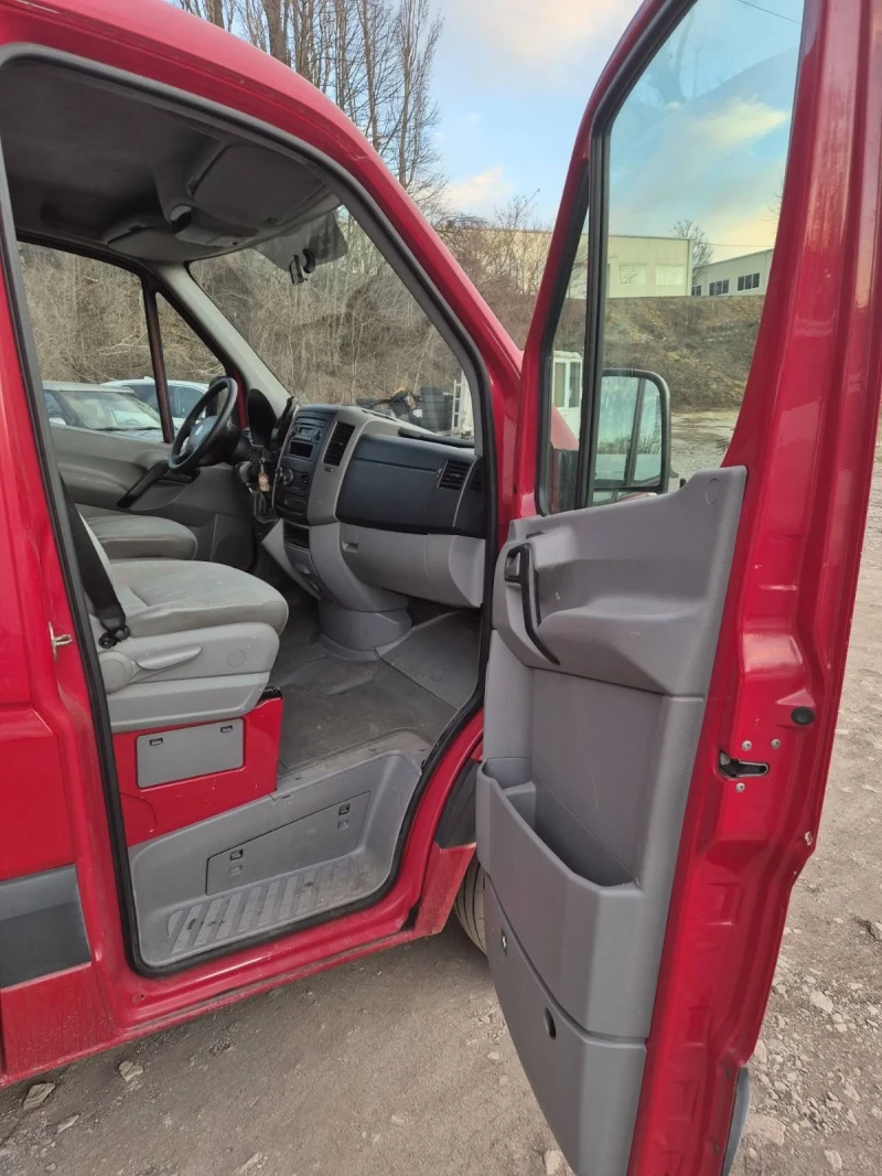 VW Crafter 2.5 109к.с.TDI, снимка 7 - Бусове и автобуси - 49447639